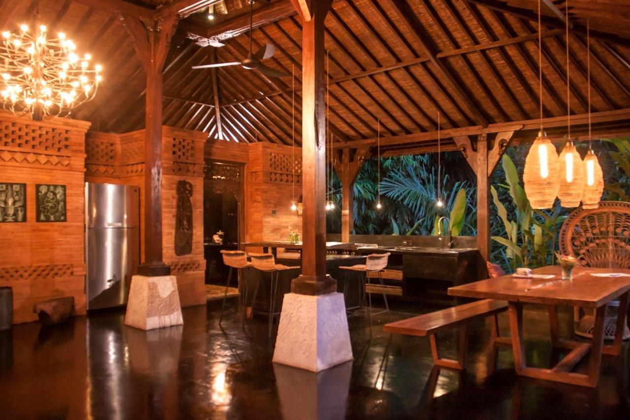 Villa Mahadevi Jungle Retreat Joglo 1 Ubud  Bagian luar foto